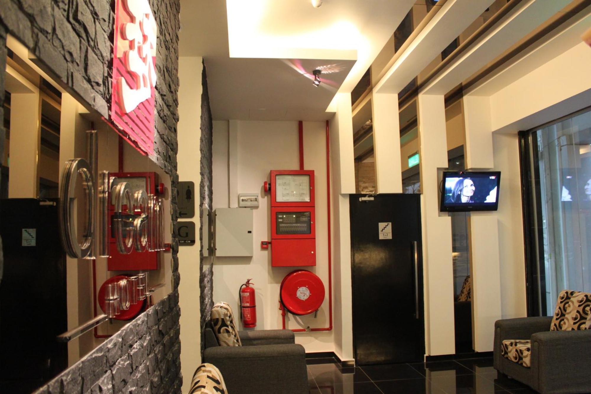 Dream Hotel Klang Extérieur photo